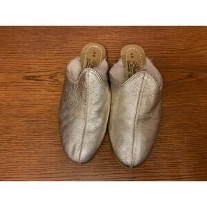 Sabah Baba Women’s Sz 39 US 8.5 Shearing Gold Metallic